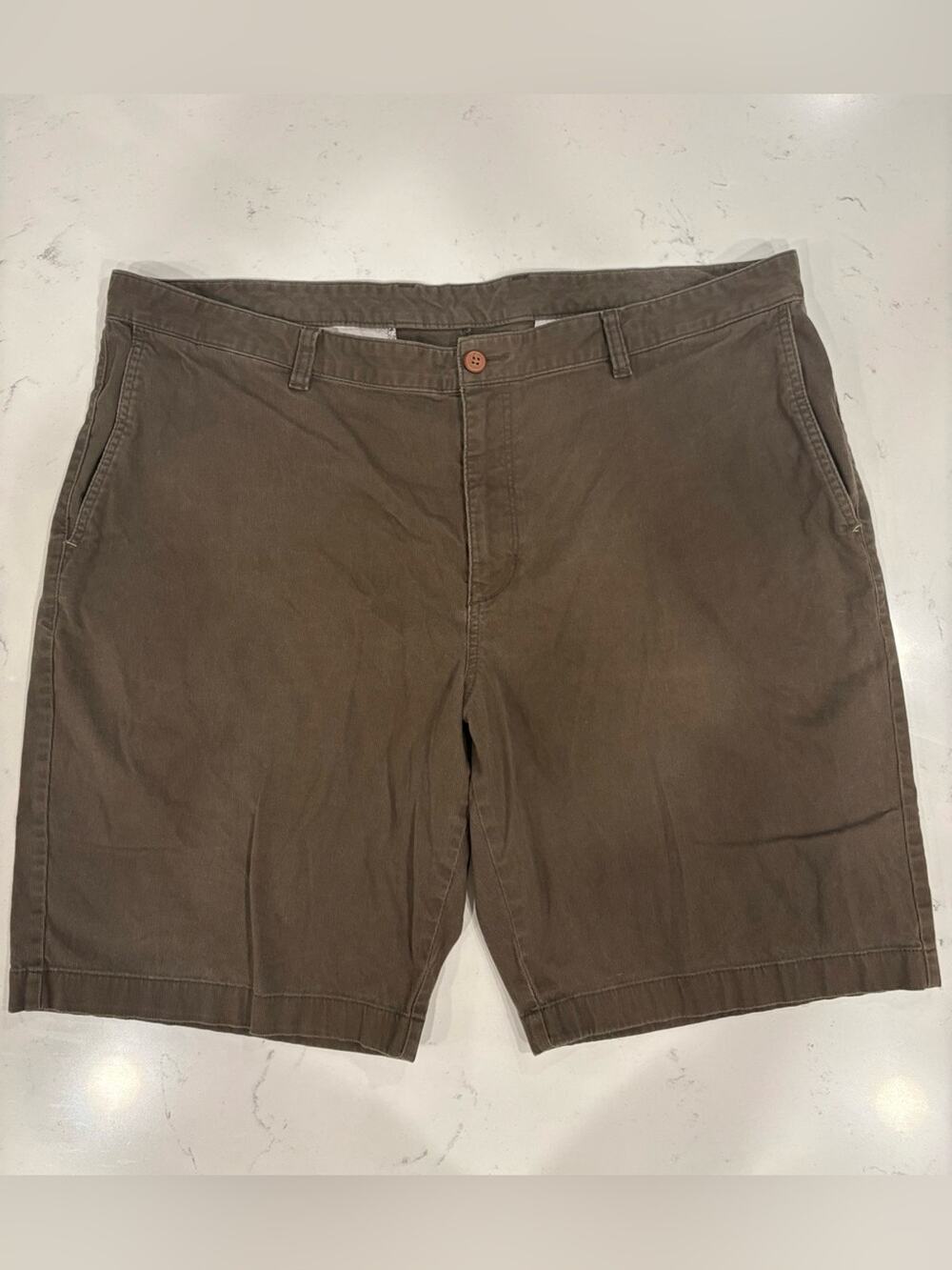 Men's Tommy Bahama Brown Classic Cotton Shorts- Size 42-98%cotton